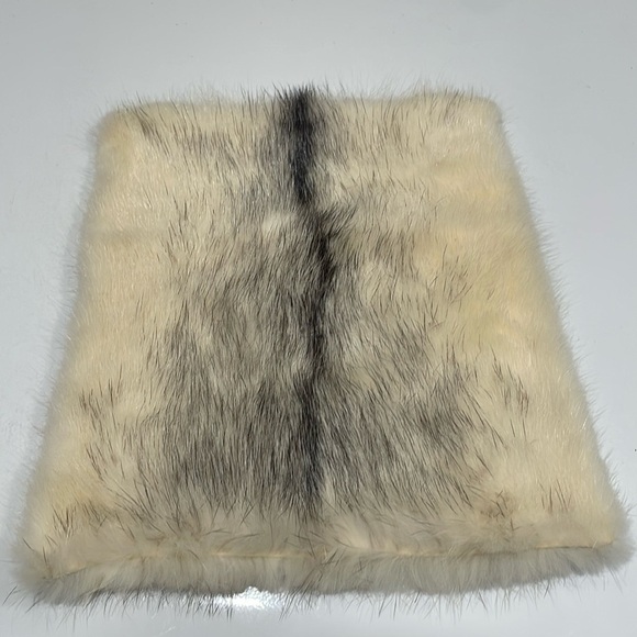 Saks Fifth Avenue Fur and Leather Hand Warmer for Belt—GORGEOUS!!  Like New! - Picture 1 of 8